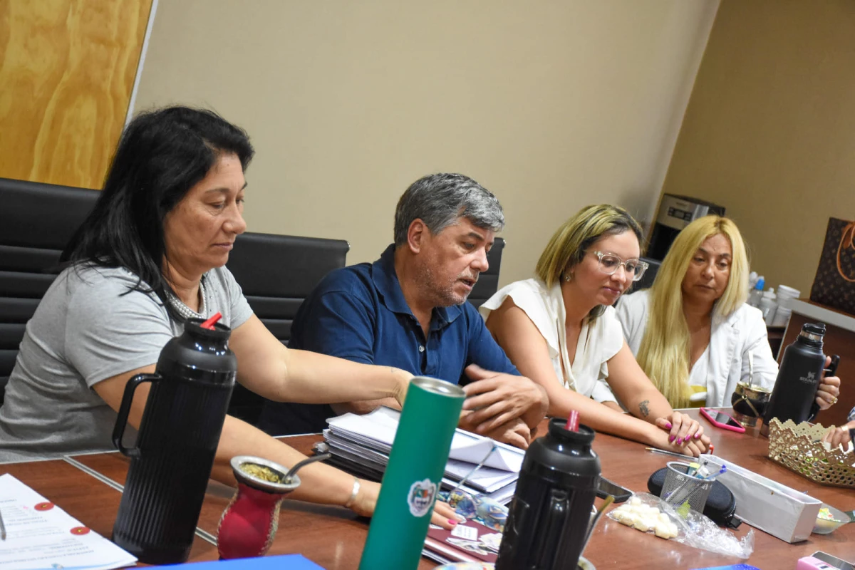 Ediles trabajaron en comisión, este lunes, el proyecto de modificación del Código de Nocturnidad para Santo Tomé.